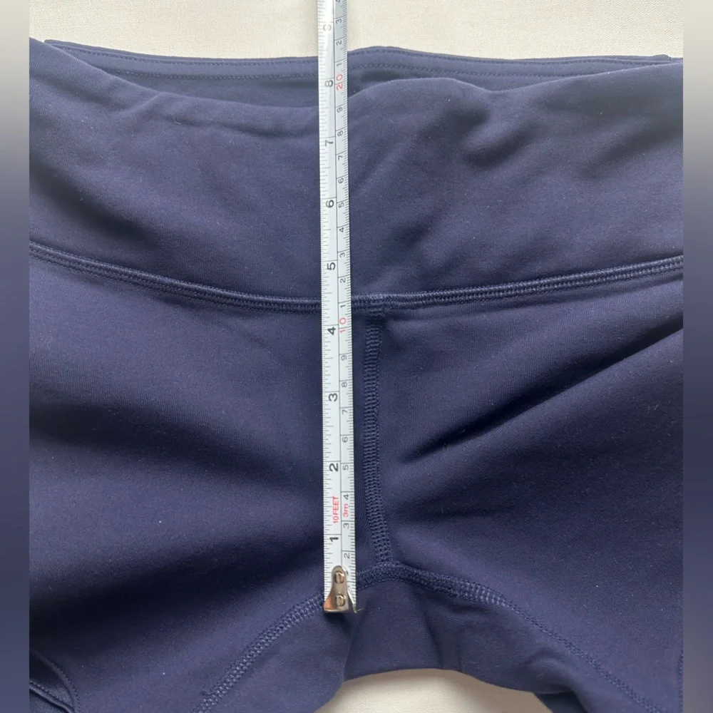 ALO navy low rise leggings. Size small